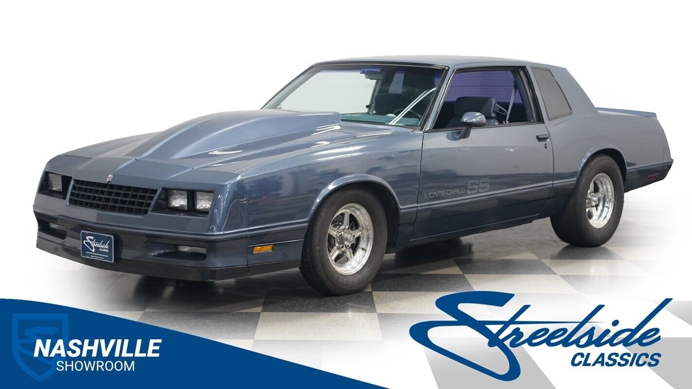 Chevrolet-Monte-Carlo-1984-Coupe