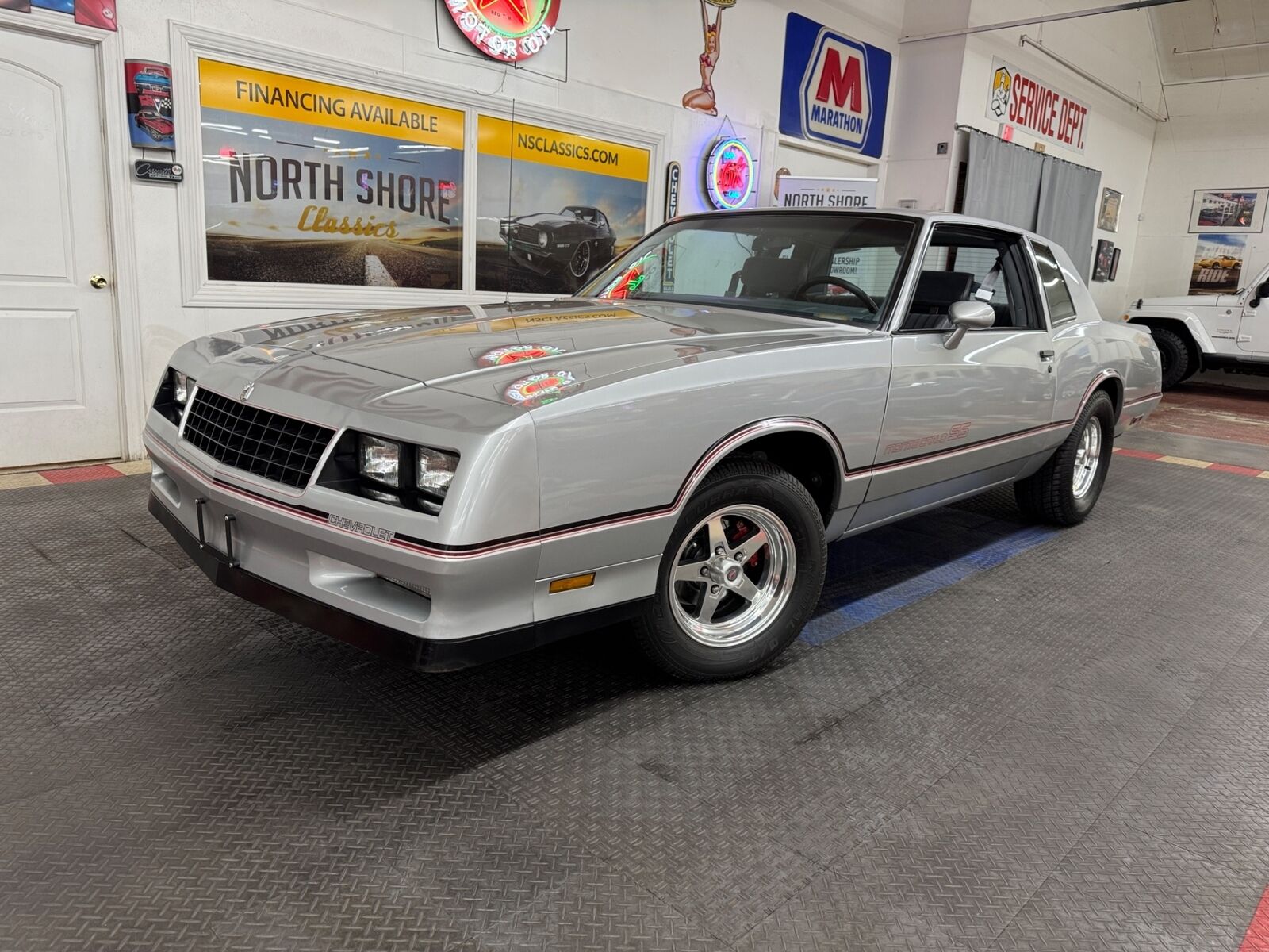 Chevrolet-Monte-Carlo-1985-Coupe-1