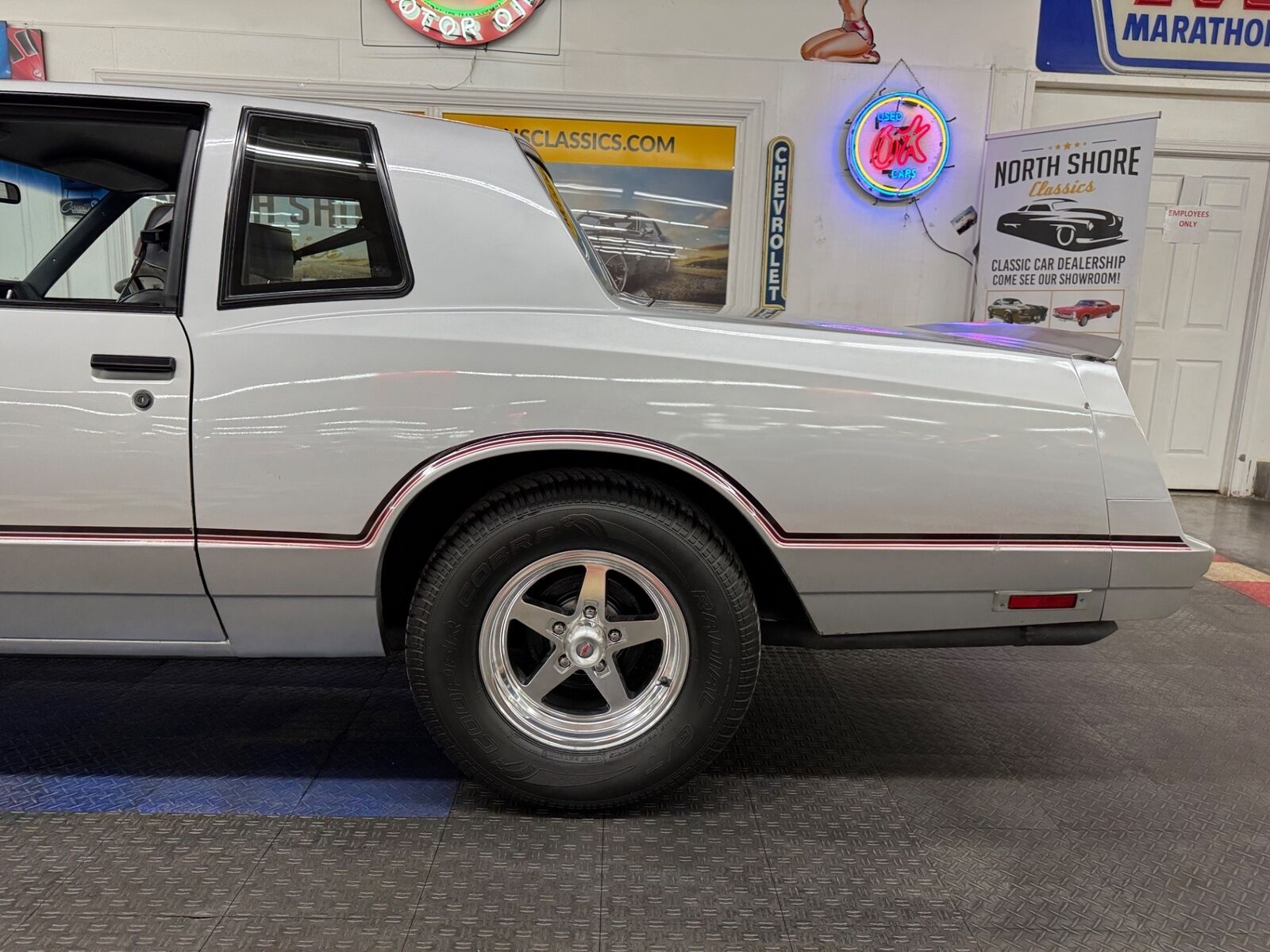 Chevrolet-Monte-Carlo-1985-Coupe-18