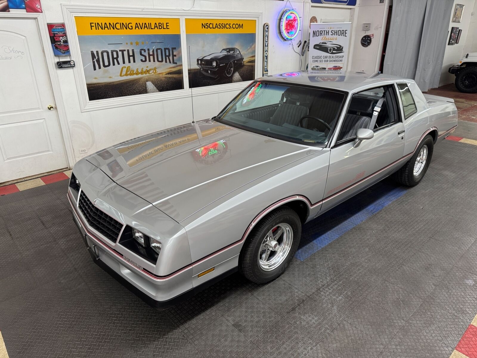 Chevrolet-Monte-Carlo-1985-Coupe-27