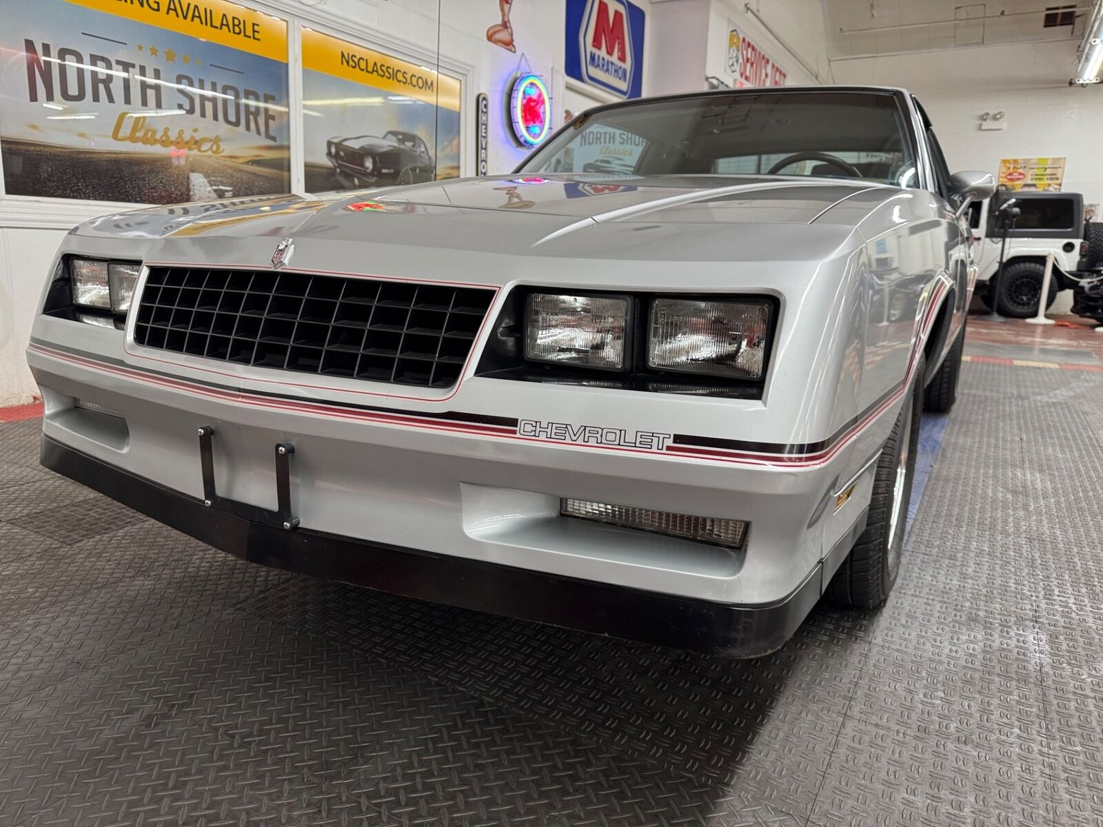 Chevrolet-Monte-Carlo-1985-Coupe-8