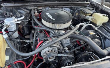 Chevrolet-Monte-Carlo-1986-Coupe-17