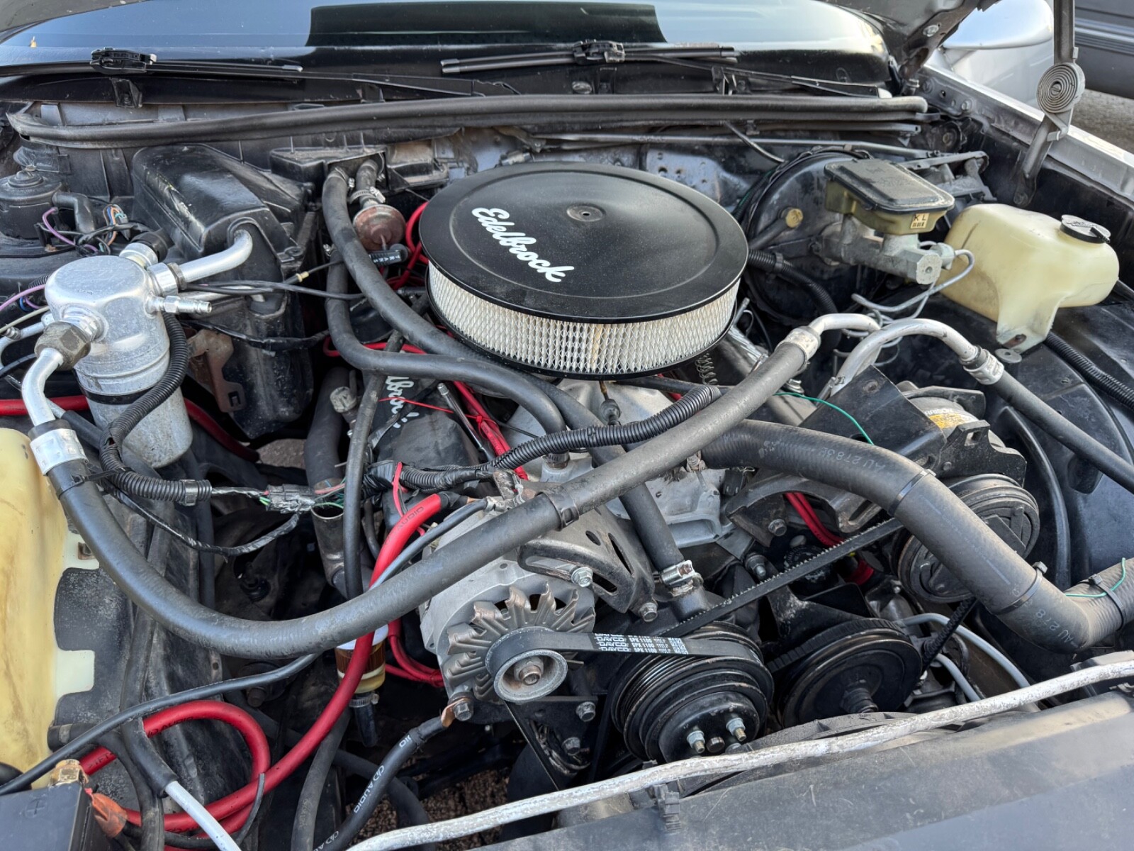 Chevrolet-Monte-Carlo-1986-Coupe-17