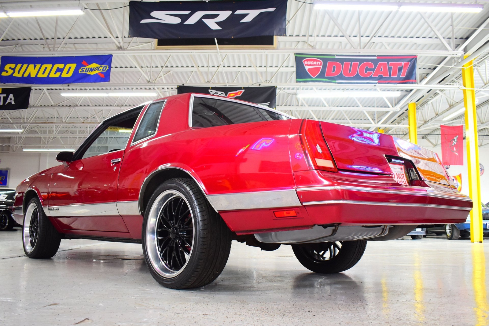Chevrolet-Monte-Carlo-1986-Coupe-18