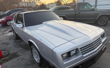 Chevrolet-Monte-Carlo-1986-Coupe-2