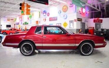 Chevrolet-Monte-Carlo-1986-Coupe-3