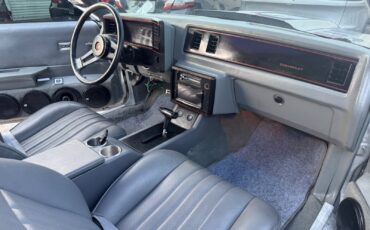 Chevrolet-Monte-Carlo-1986-Coupe-7