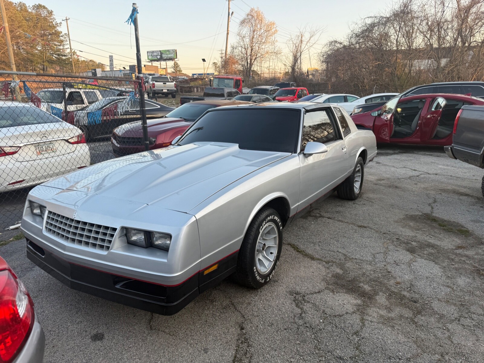 Chevrolet-Monte-Carlo-1986-Coupe