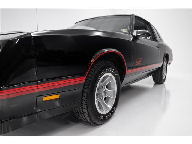 Chevrolet-Monte-Carlo-1987-2dr-Car-11