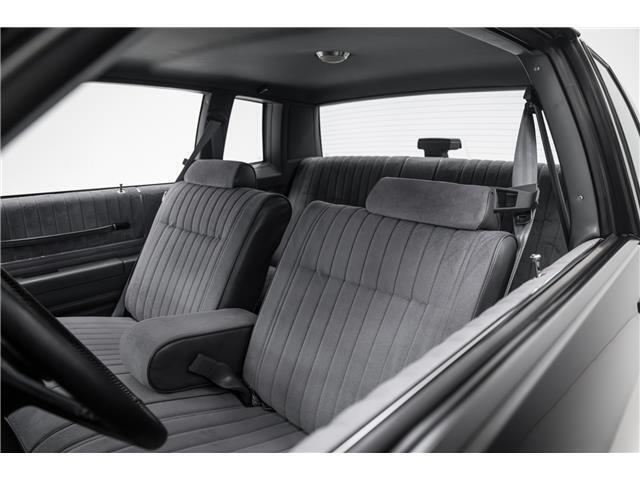 Chevrolet-Monte-Carlo-1987-2dr-Car-17