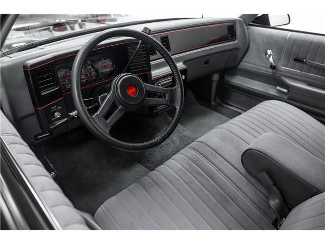 Chevrolet-Monte-Carlo-1987-2dr-Car-18