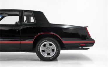 Chevrolet-Monte-Carlo-1987-2dr-Car-20