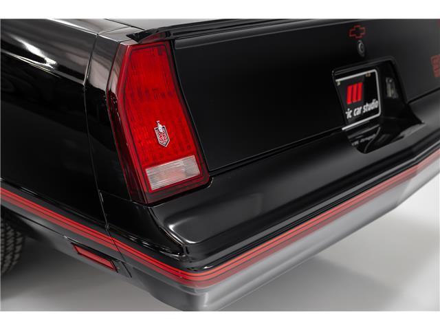 Chevrolet-Monte-Carlo-1987-2dr-Car-23