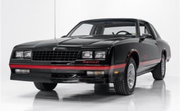 Chevrolet-Monte-Carlo-1987-2dr-Car-3