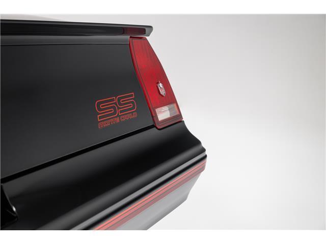 Chevrolet-Monte-Carlo-1987-2dr-Car-31