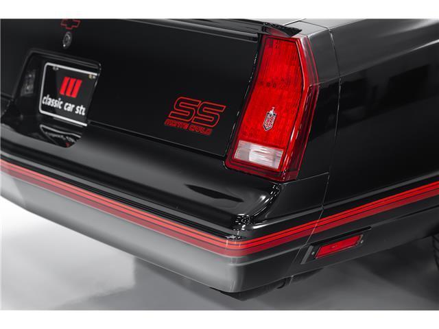 Chevrolet-Monte-Carlo-1987-2dr-Car-37