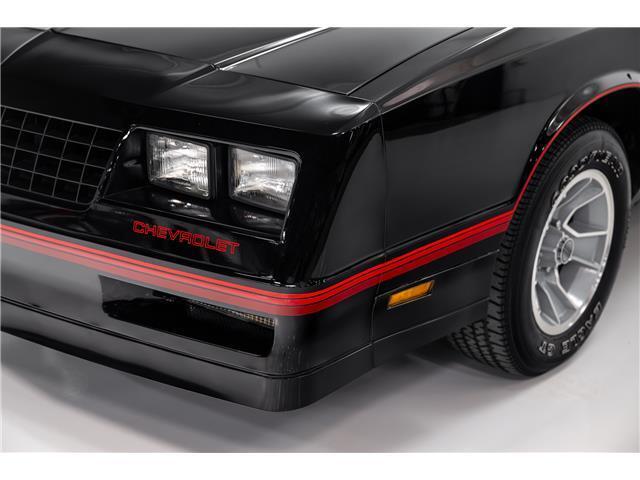 Chevrolet-Monte-Carlo-1987-2dr-Car-4