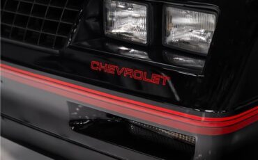 Chevrolet-Monte-Carlo-1987-2dr-Car-9