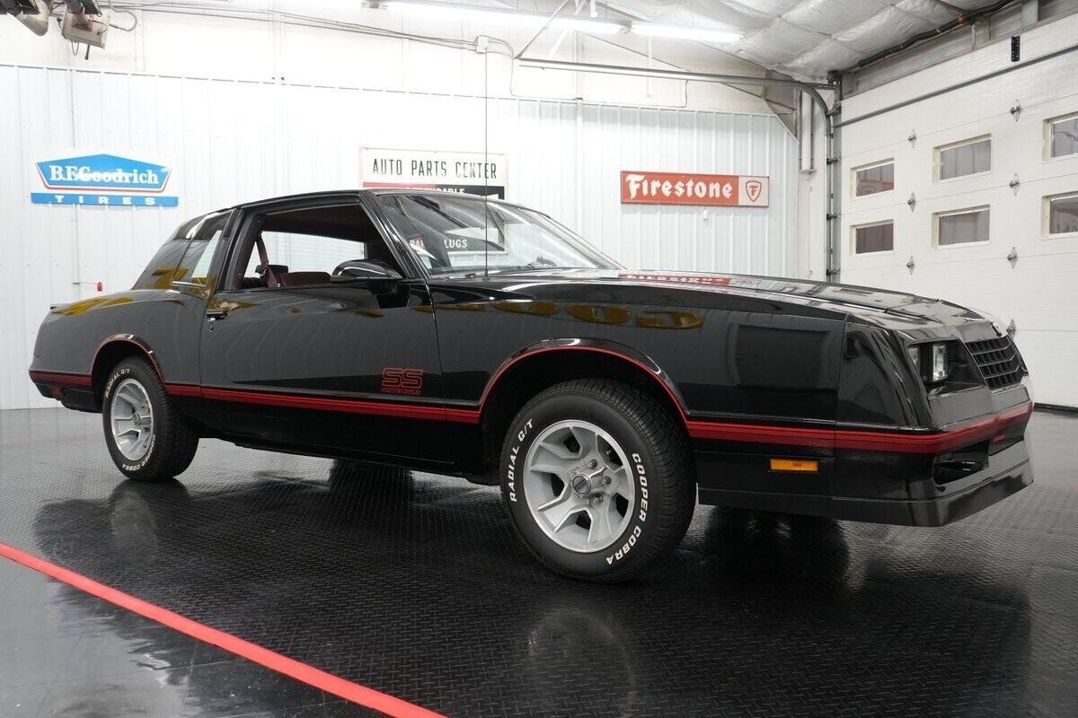Chevrolet-Monte-Carlo-1988-Coupe-20