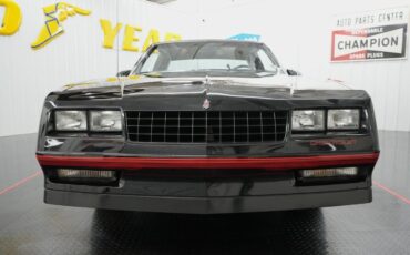 Chevrolet-Monte-Carlo-1988-Coupe-28