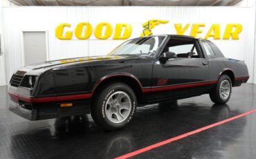 Chevrolet-Monte-Carlo-1988-Coupe-3