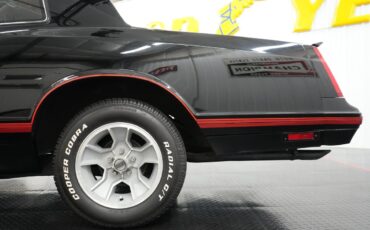 Chevrolet-Monte-Carlo-1988-Coupe-33