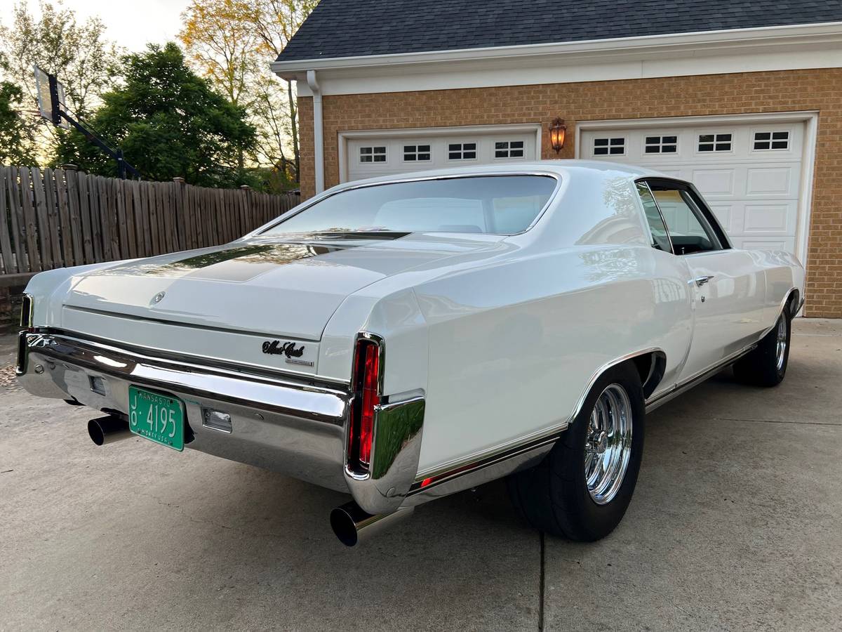 Chevrolet-Monte-carlo-1970-21