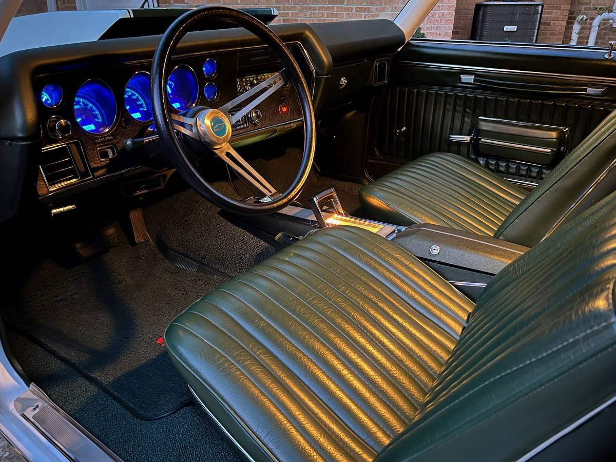 Chevrolet-Monte-carlo-1970-8