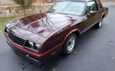 Chevrolet-Monte-carlo-ss-1985-red-22