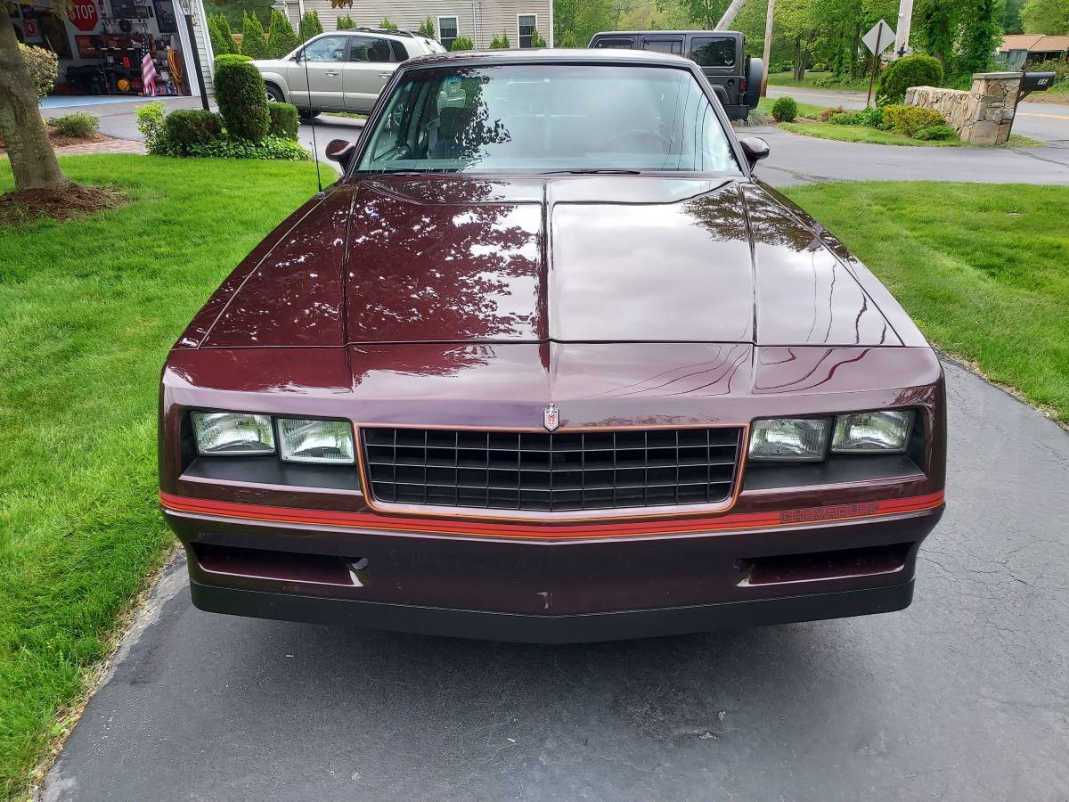 Chevrolet-Monte-carlo-ss-1985-red-7