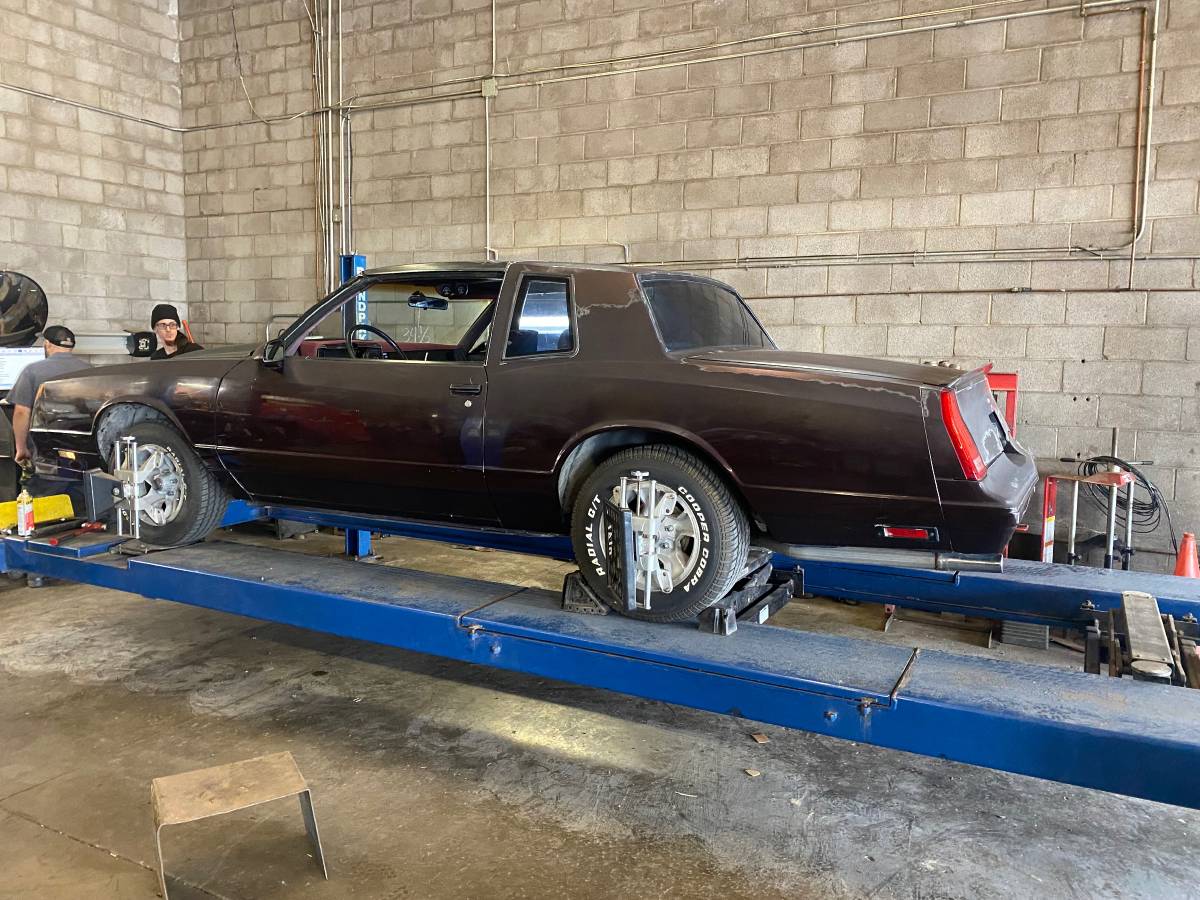 Chevrolet-Monte-carlo-ss-1987-4