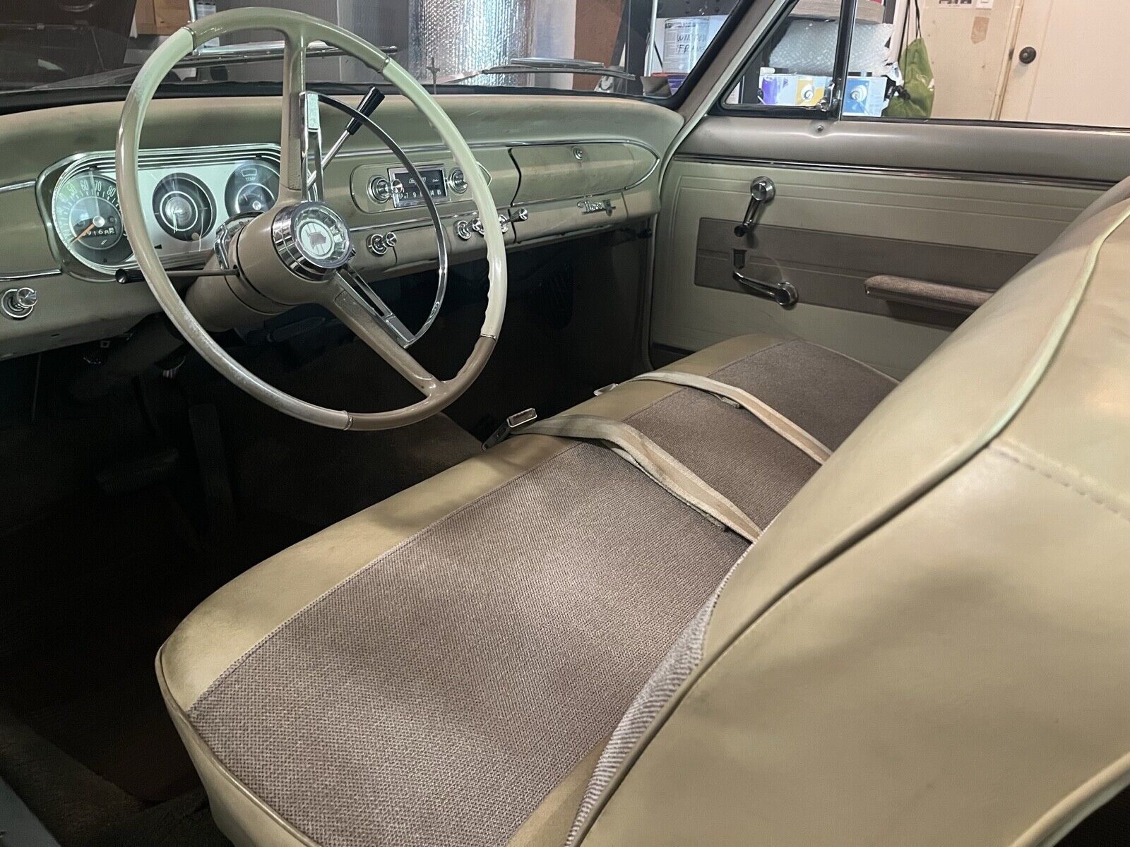 Chevrolet-Nova-1964-Sedan-12