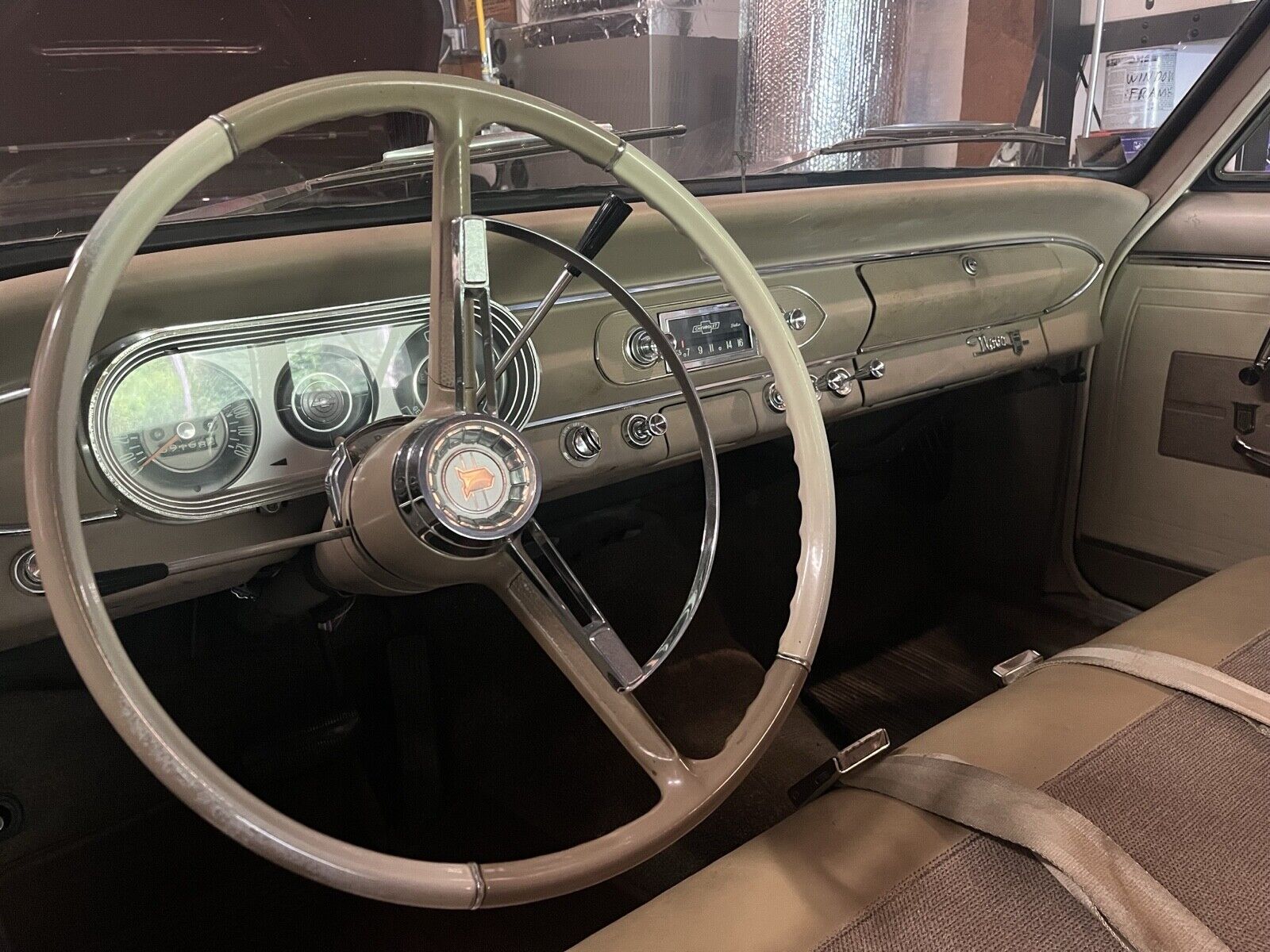 Chevrolet-Nova-1964-Sedan-13