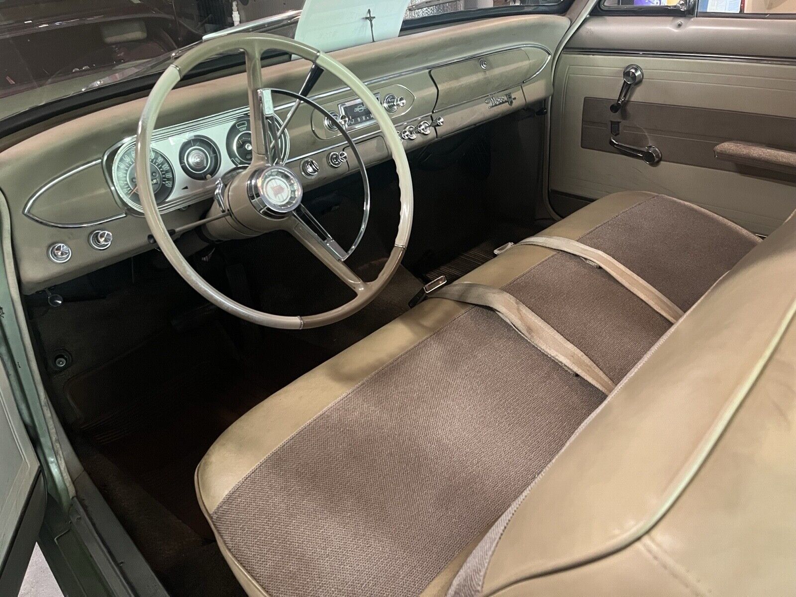 Chevrolet-Nova-1964-Sedan-14