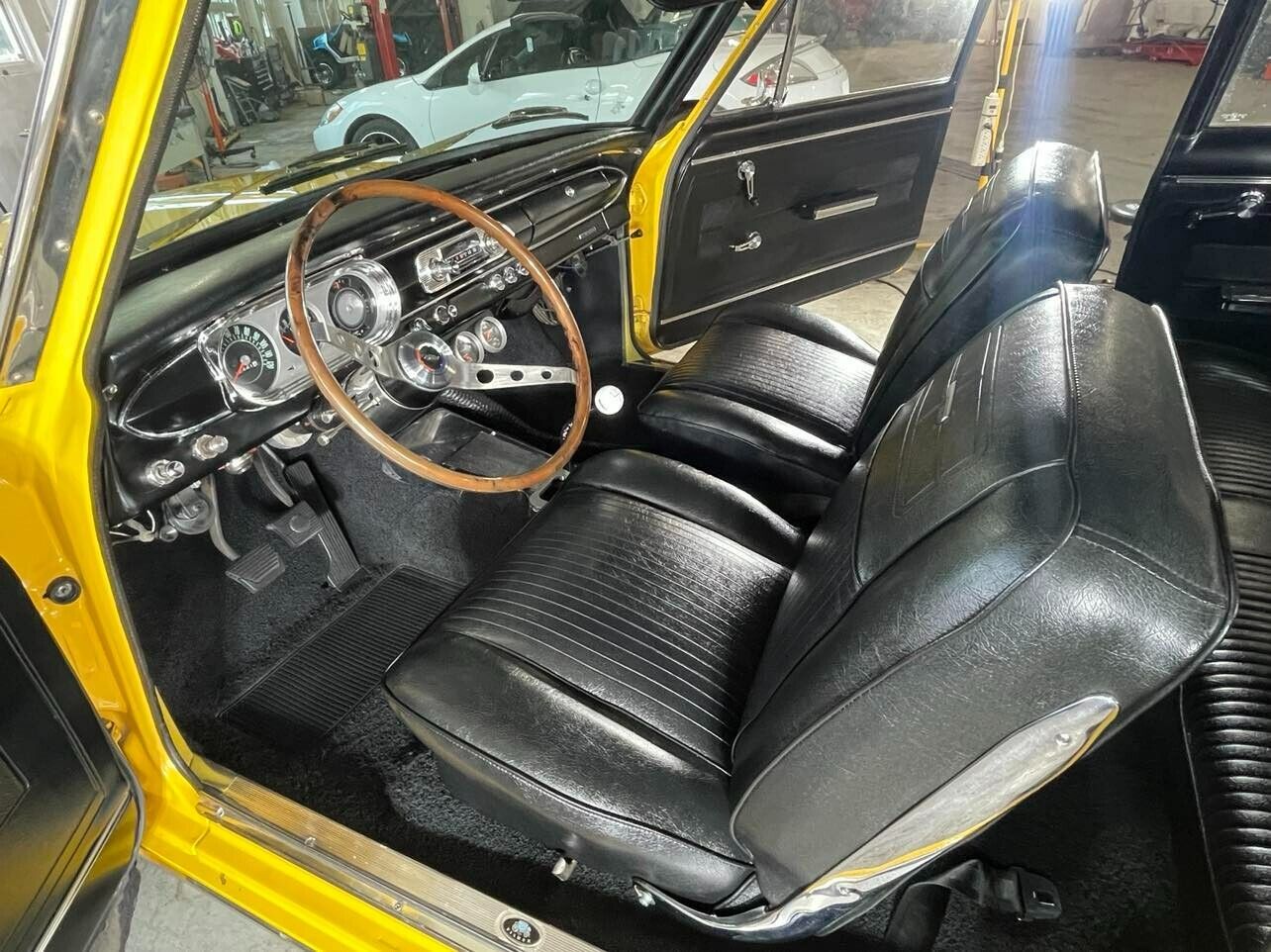 Chevrolet-Nova-1964-Sedan-6