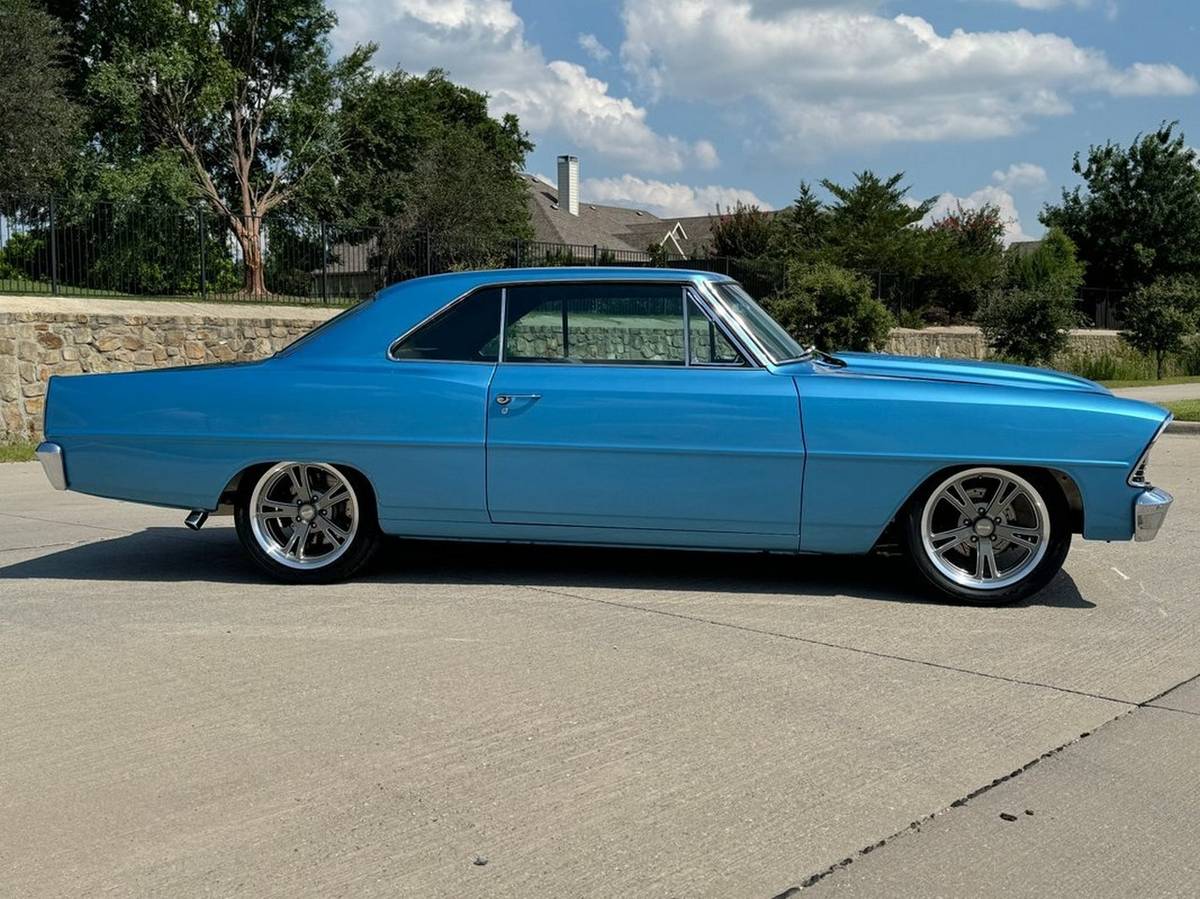 Chevrolet-Nova-1967-blue-2