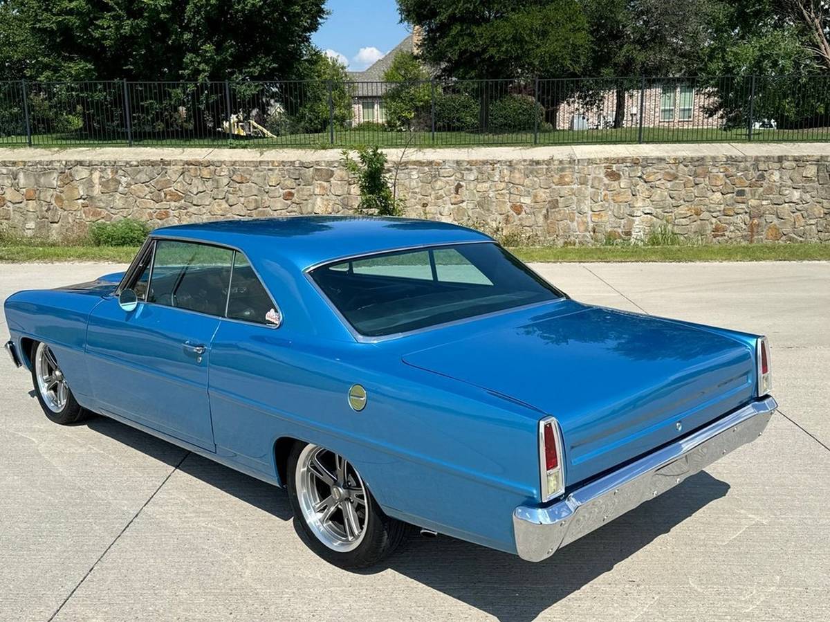 Chevrolet-Nova-1967-blue-3