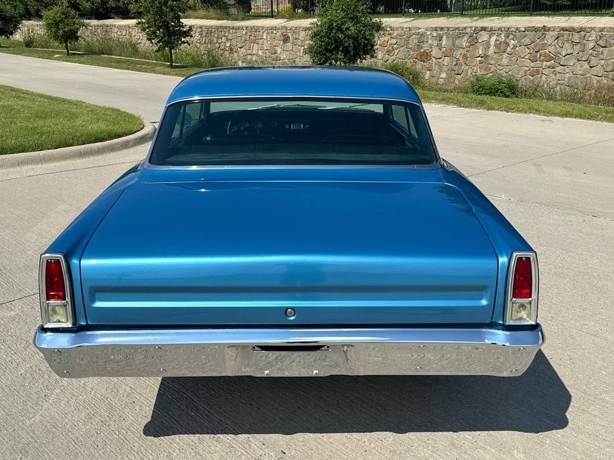 Chevrolet-Nova-1967-blue-4