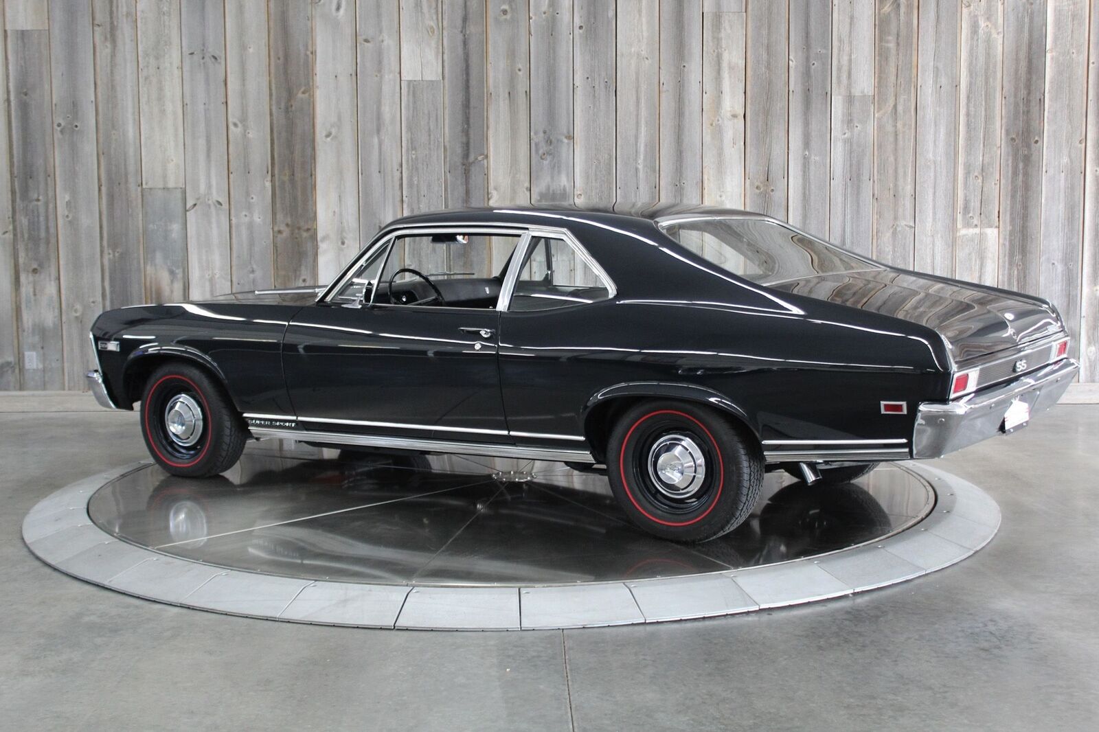 Chevrolet-Nova-1968-SS-2