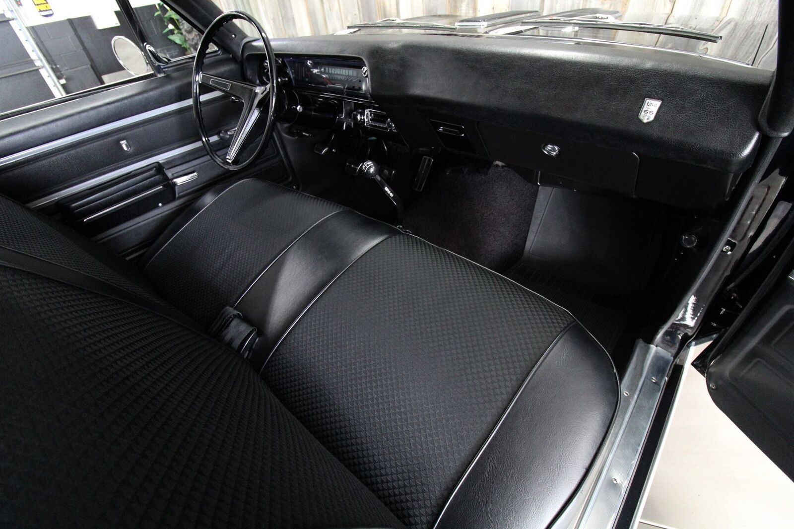 Chevrolet-Nova-1968-SS-21