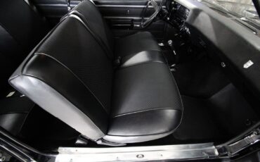 Chevrolet-Nova-1968-SS-23
