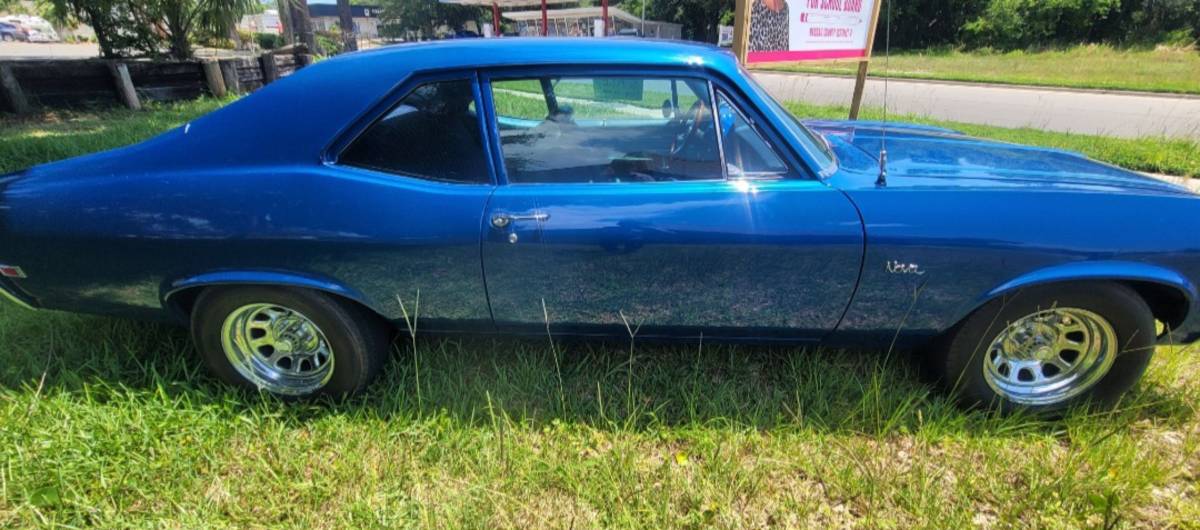 Chevrolet Nova  1969 blue