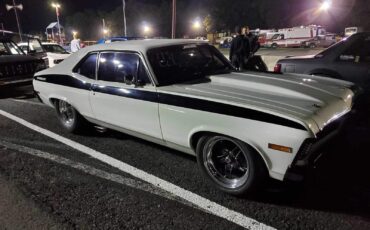 Chevrolet-Nova-1970-Sedan-4