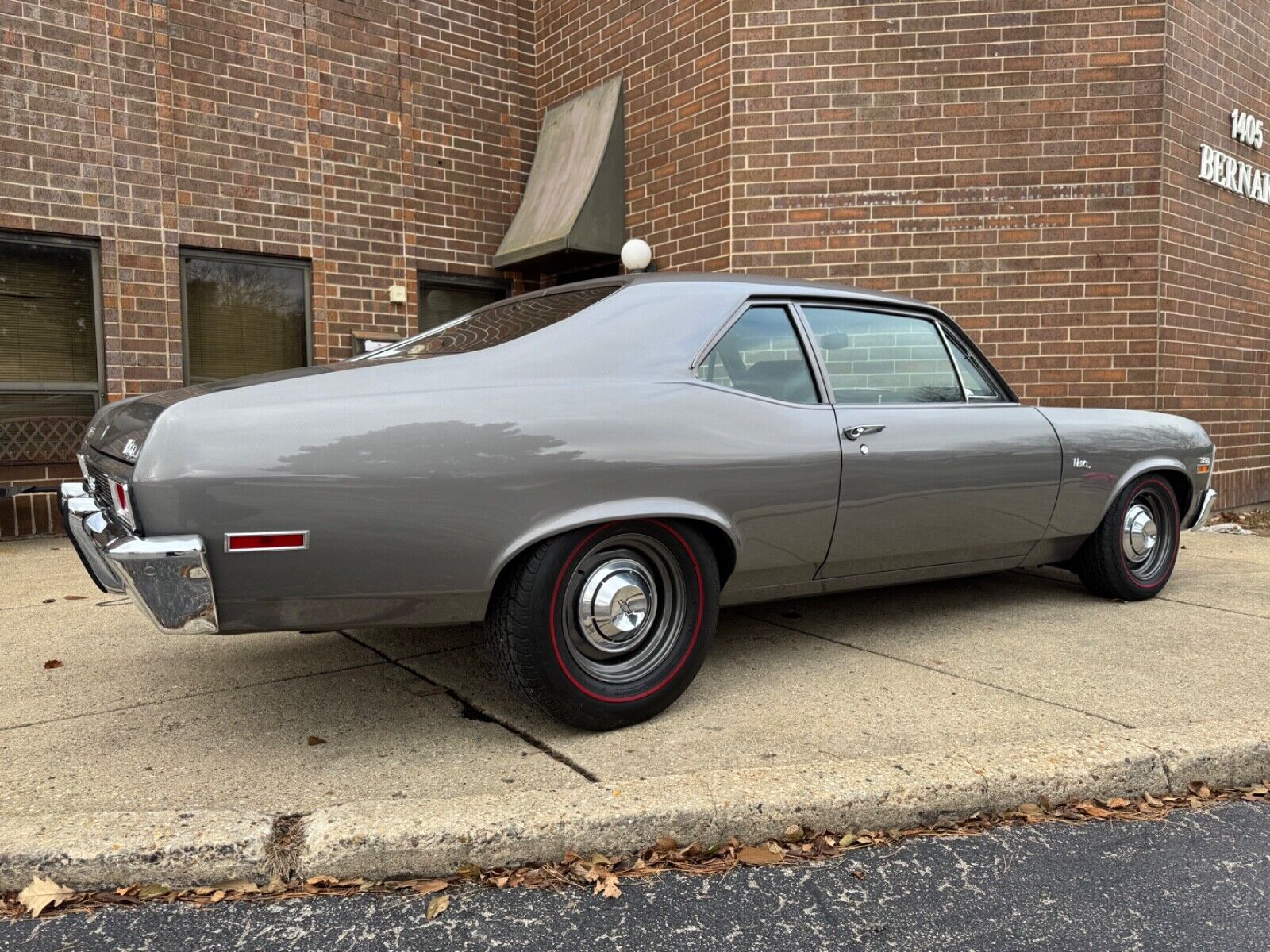 Chevrolet-Nova-1972-Coupe-10
