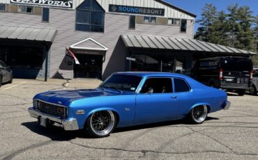 Chevrolet-Nova-1974-Coupe-30