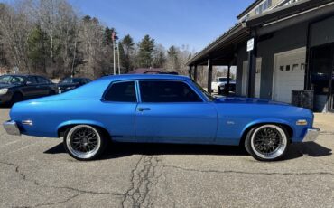 Chevrolet-Nova-1974-Coupe-7
