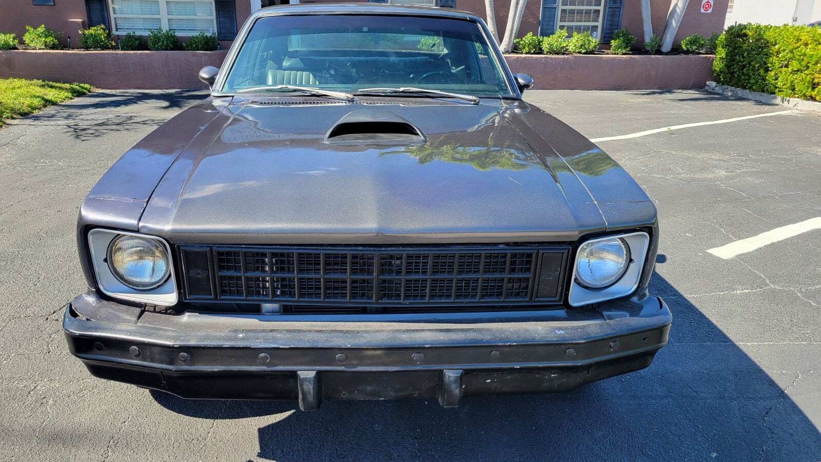 Chevrolet-Nova-1975-Coupe-1