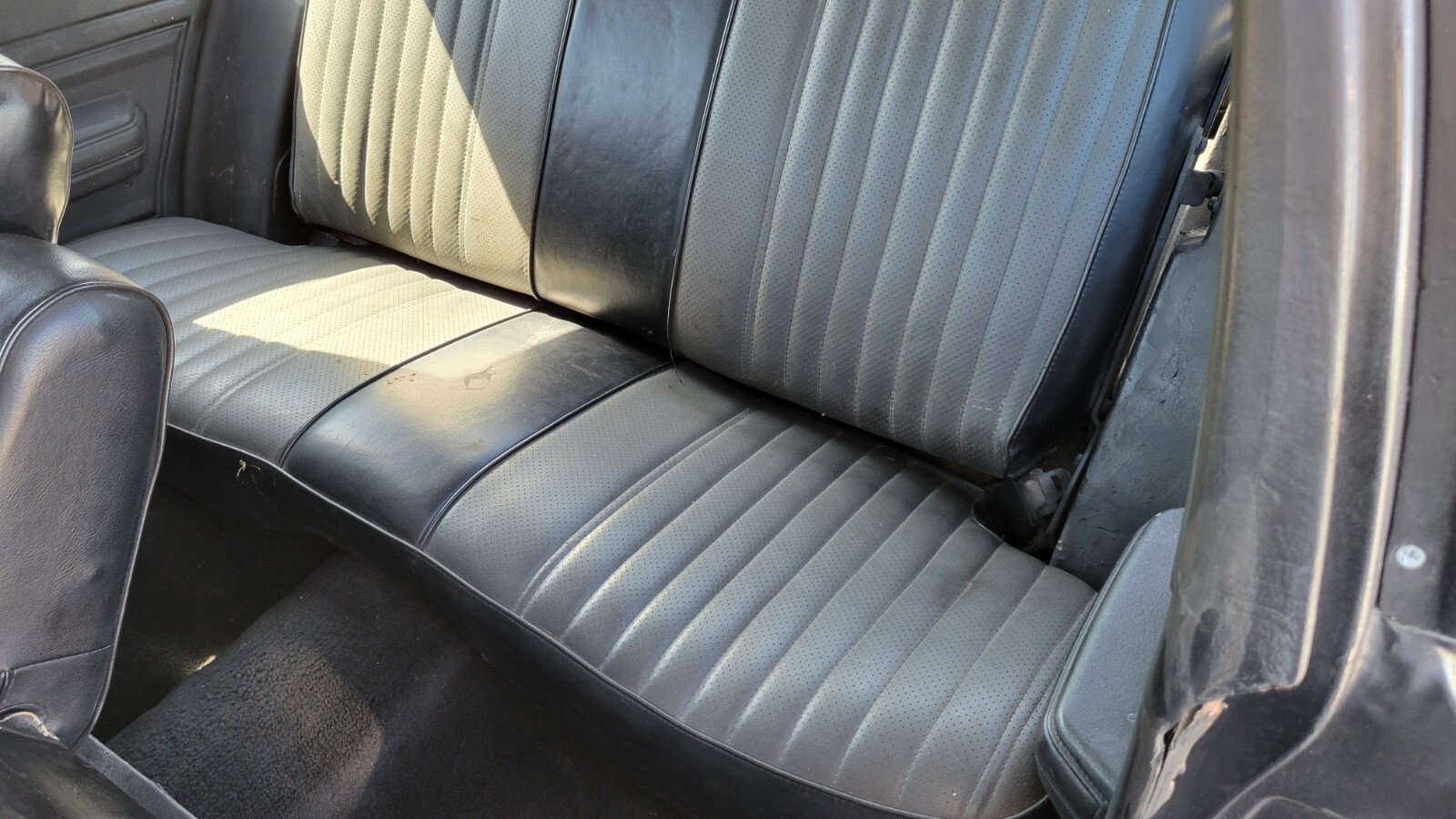 Chevrolet-Nova-1975-Coupe-15