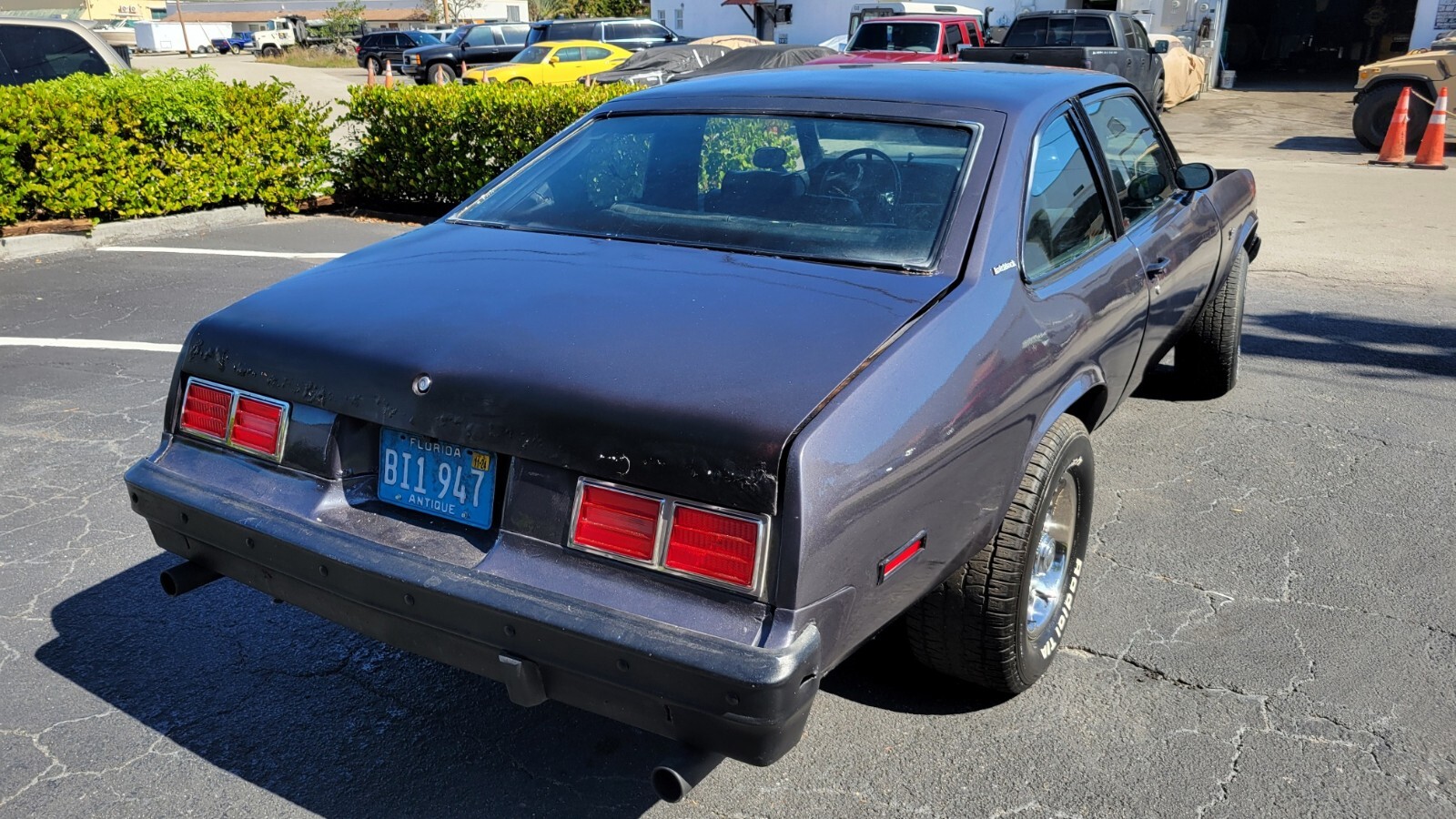 Chevrolet-Nova-1975-Coupe-4