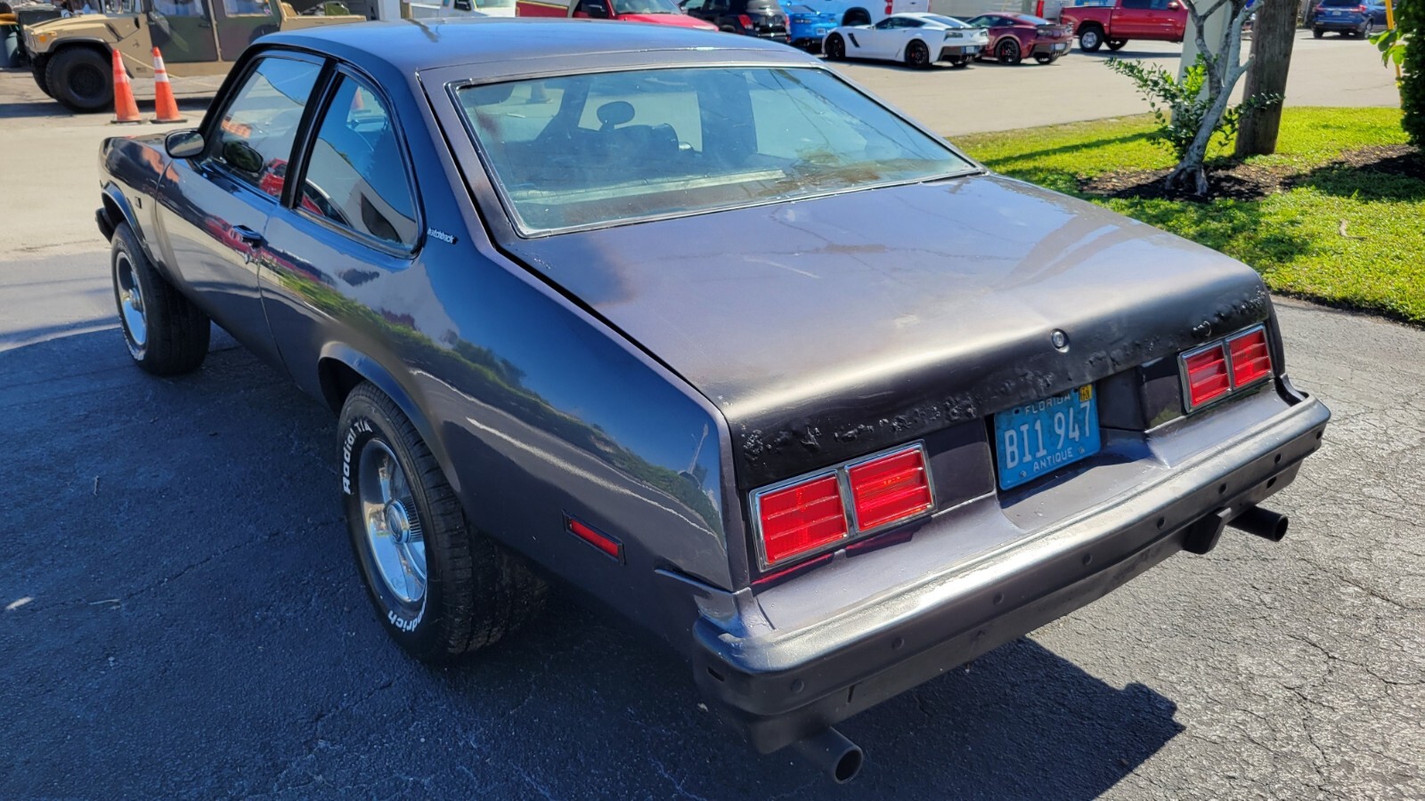 Chevrolet-Nova-1975-Coupe-6